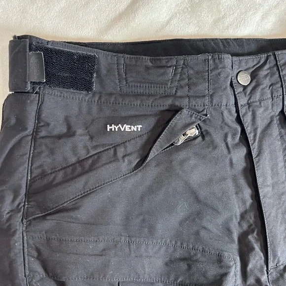 The North Face Men’s Small Black HYVENT Full Side Zip Snow Snowboarding Pants